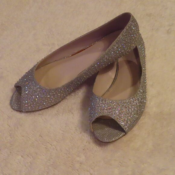 David's Bridal Women's Silver Rhinestone Open Peep Toe Formal Dress Shoe Sz 8.5 - Picture 2 of 4